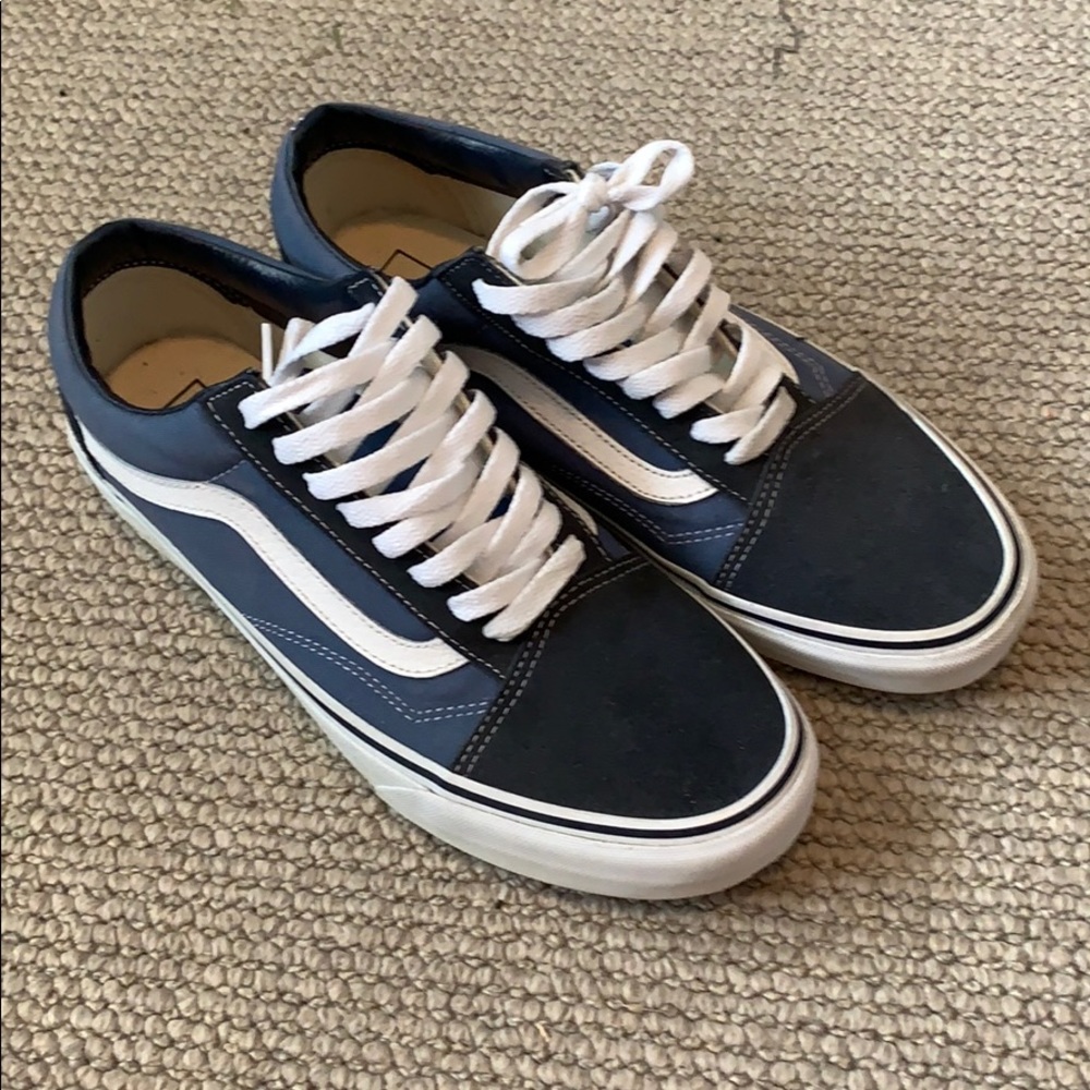 Vans Blue size 8.5 Excellent Condition